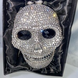 Skull purse